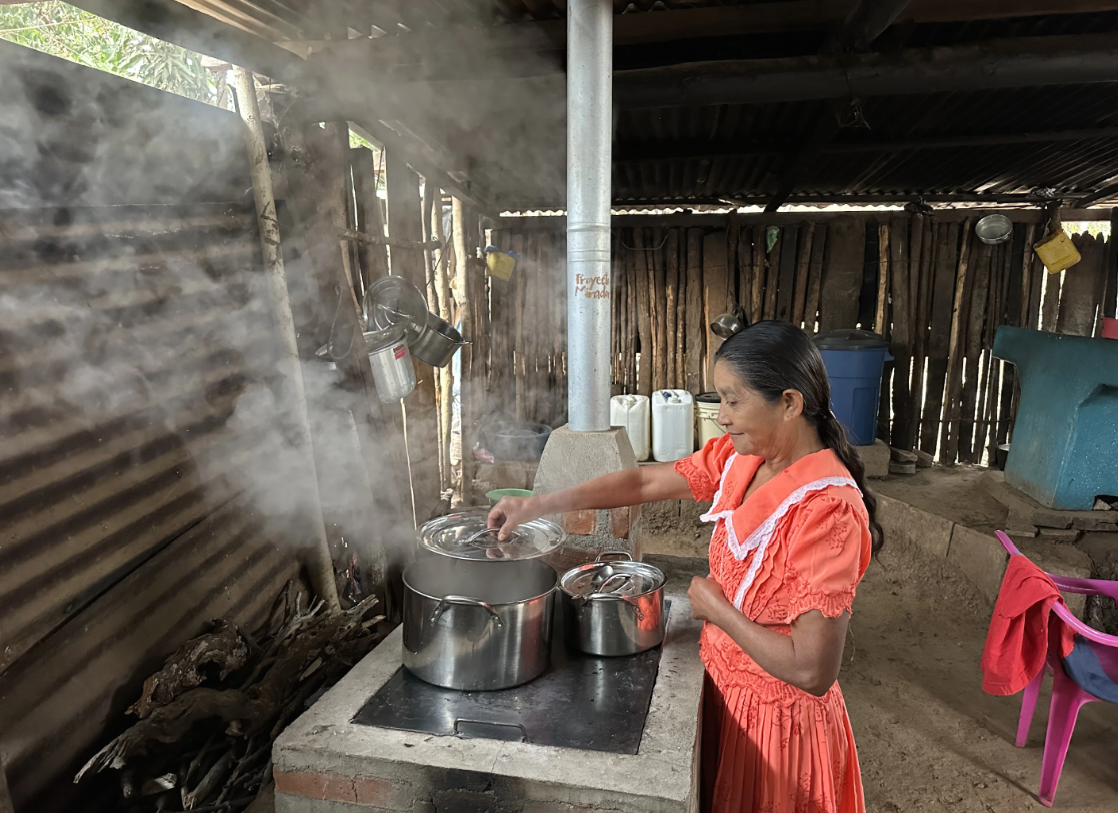 Proyecto Mirador Becomes First Latin American Cookstove Project to Earn AA Rating from Calyx Global